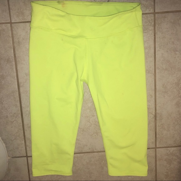Fabletics Angela Capri lime green neon pants small - Picture 4 of 4